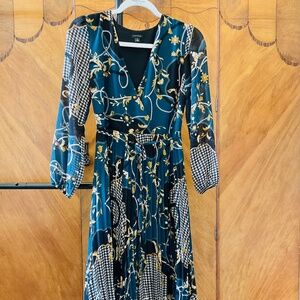 Ann Taylor Scroll Pleated Wrap-Style Dress, size 00